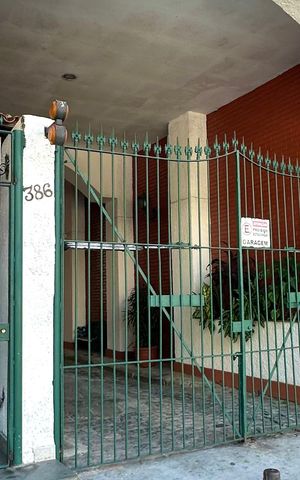 Apartamento para alugar com 90m², 2 quartos e 1 vaga Apartamento para alugar com 90m², 2 quartos e 1 vagaFachada