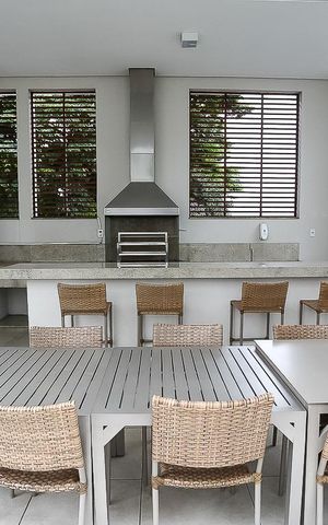 Apartamento à venda com 92m², 3 quartos e 2 vagas Apartamento à venda com 92m², 3 quartos e 2 vagasÁrea comum - Churrasqueira