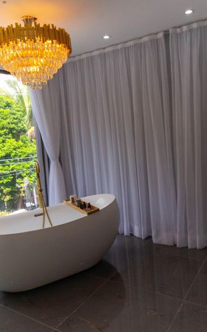 Casa à venda com 240m², 4 quartos e 2 vagas Casa à venda com 240m², 4 quartos e 2 vagasSuíte 2