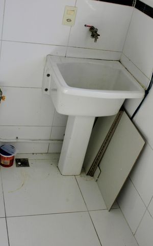 Apartamento à venda com 53m², 2 quartos e 1 vagaCozinha e área de serviço 