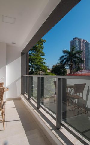 Apartamento à venda com 33m², 1 quarto e sem vaga Apartamento à venda com 33m², 1 quarto e sem vagaVaranda
