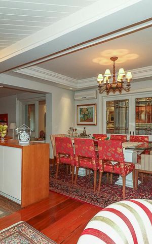 Apartamento à venda com 304m², 3 quartos e 4 vagasEspaço Gourmet