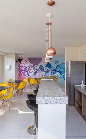 Apartamento à venda com 38m², 2 quartos e 1 vaga Apartamento à venda com 38m², 2 quartos e 1 vagaÁrea comum - Salão de festas