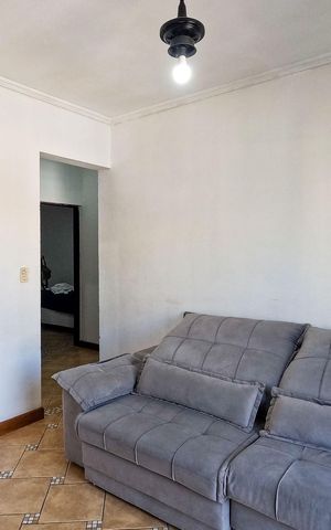 Casa à venda com 111m², 5 quartos e 3 vagas Casa à venda com 111m², 5 quartos e 3 vagasSala 2