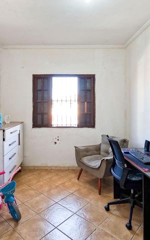 Casa à venda com 111m², 5 quartos e 3 vagas Casa à venda com 111m², 5 quartos e 3 vagasSuíte 2