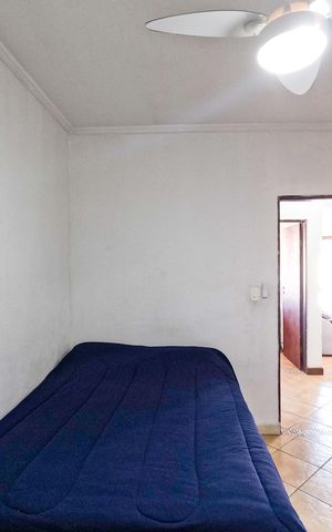 Casa à venda com 111m², 5 quartos e 3 vagas Casa à venda com 111m², 5 quartos e 3 vagasQuarto 2