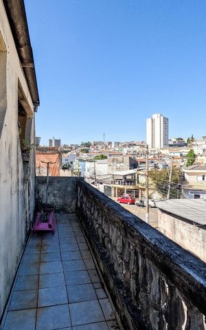 Casa à venda com 111m², 5 quartos e 3 vagas Casa à venda com 111m², 5 quartos e 3 vagasCorredor Externo