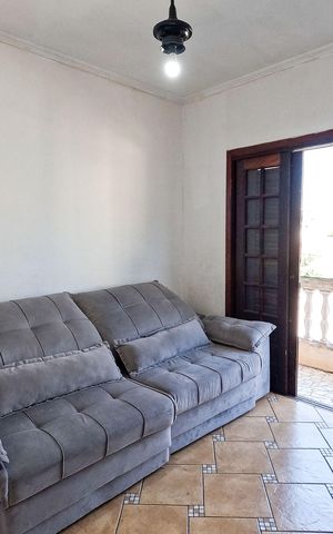 Casa à venda com 111m², 5 quartos e 3 vagas Casa à venda com 111m², 5 quartos e 3 vagasSala 2