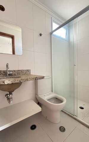 Apartamento à venda com 60m², 2 quartos e 2 vagas Apartamento à venda com 60m², 2 quartos e 2 vagasBanheiro da Suíte