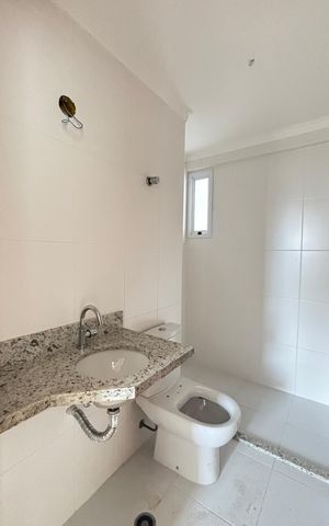 Apartamento à venda com 60m², 2 quartos e 2 vagas Apartamento à venda com 60m², 2 quartos e 2 vagasBanheiro Social