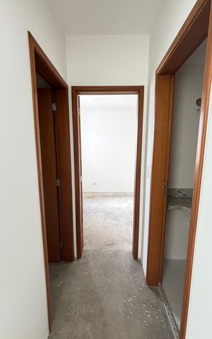 Apartamento à venda com 60m², 2 quartos e 2 vagas Apartamento à venda com 60m², 2 quartos e 2 vagasCorredor