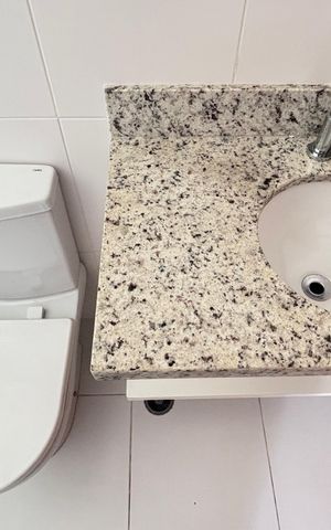 Apartamento à venda com 60m², 2 quartos e 2 vagasBanheiro da Suíte