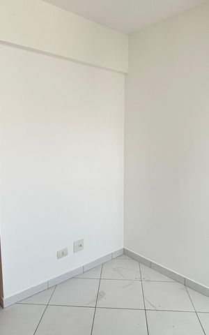 Apartamento à venda com 60m², 2 quartos e 2 vagas Apartamento à venda com 60m², 2 quartos e 2 vagasQuarto
