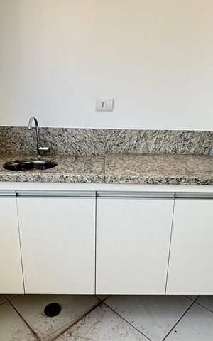 Apartamento à venda com 60m², 2 quartos e 2 vagas Apartamento à venda com 60m², 2 quartos e 2 vagasCozinha