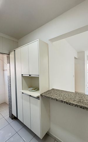 Apartamento à venda com 60m², 2 quartos e 2 vagas Apartamento à venda com 60m², 2 quartos e 2 vagasCozinha