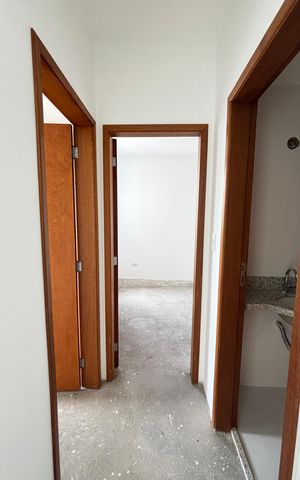 Apartamento à venda com 60m², 2 quartos e 2 vagas Apartamento à venda com 60m², 2 quartos e 2 vagasCorredor