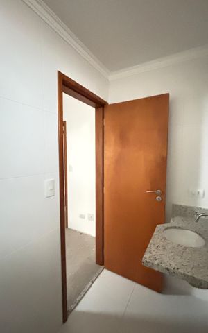 Apartamento à venda com 60m², 2 quartos e 2 vagas Apartamento à venda com 60m², 2 quartos e 2 vagasBanheiro da Suíte