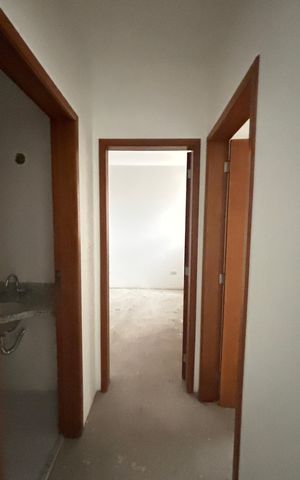 Apartamento à venda com 60m², 2 quartos e 2 vagas Apartamento à venda com 60m², 2 quartos e 2 vagasSuíte