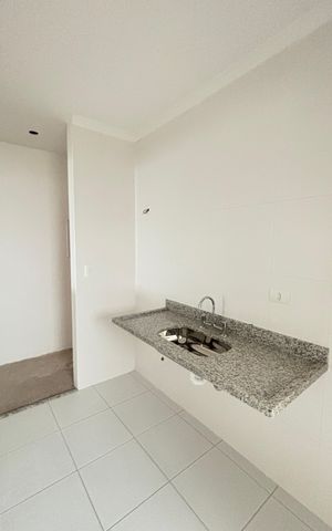 Apartamento à venda com 60m², 2 quartos e 2 vagas Apartamento à venda com 60m², 2 quartos e 2 vagasCozinha