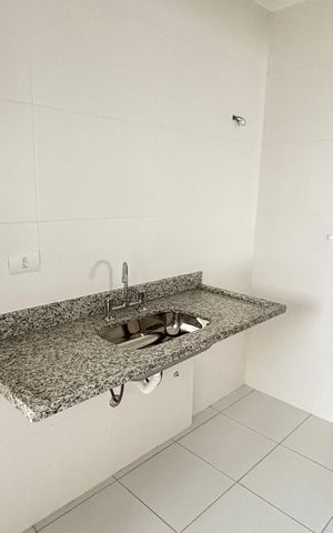 Apartamento à venda com 60m², 2 quartos e 2 vagas Apartamento à venda com 60m², 2 quartos e 2 vagasCozinha