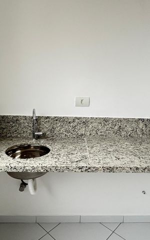 Apartamento à venda com 60m², 2 quartos e 2 vagas Apartamento à venda com 60m², 2 quartos e 2 vagasCozinha