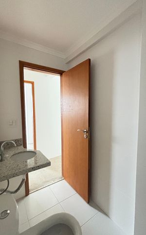 Apartamento à venda com 60m², 2 quartos e 2 vagas Apartamento à venda com 60m², 2 quartos e 2 vagasBanheiro