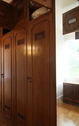 Casa à venda com 374m², 4 quartos e 5 vagasCloset Suíte 1