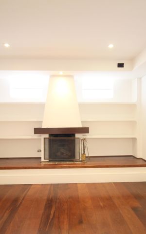 Casa à venda com 374m², 4 quartos e 5 vagasSala 1