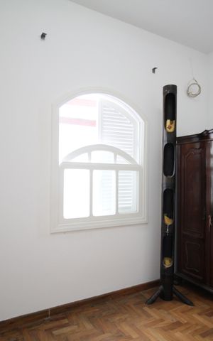 Casa à venda com 374m², 4 quartos e 5 vagasQuarto de Serviço