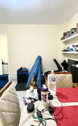 Apartamento à venda com 40m², 1 quarto e sem vaga Apartamento à venda com 40m², 1 quarto e sem vagaSala