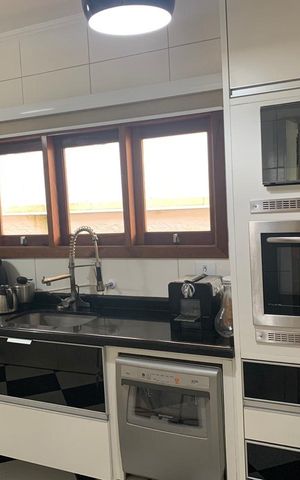 Casa de condomínio à venda com 396m², 3 quartos e 2 vagas Casa de condomínio à venda com 396m², 3 quartos e 2 vagasCozinha