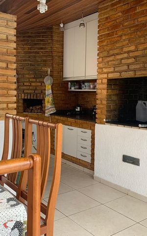 Casa de condomínio à venda com 396m², 3 quartos e 2 vagas Casa de condomínio à venda com 396m², 3 quartos e 2 vagasEspaço Gourmet