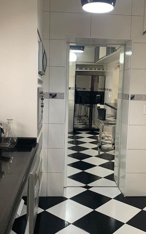 Casa de condomínio à venda com 396m², 3 quartos e 2 vagas Casa de condomínio à venda com 396m², 3 quartos e 2 vagasCozinha