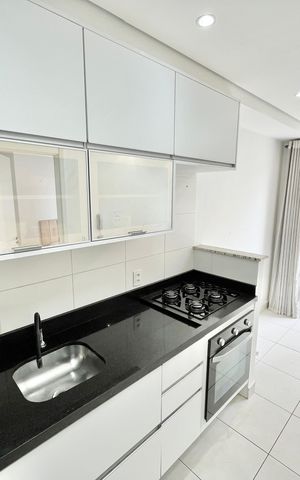 Studio para alugar com 32m², 1 quarto e sem vaga Studio para alugar com 32m², 1 quarto e sem vagaSala/Cozinha