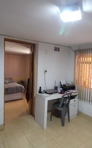 Casa à venda com 157m², 3 quartos e sem vagaSala