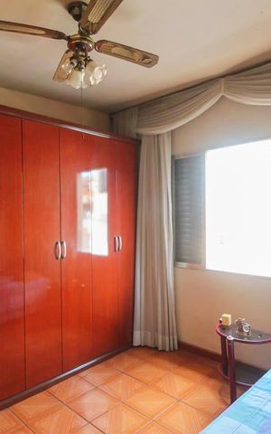 Casa à venda com 139m², 2 quartos e 2 vagasQuarto 2