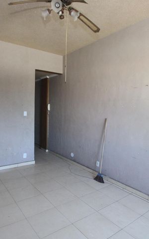 Apartamento para alugar com 70m², 2 quartos e 1 vagaSala