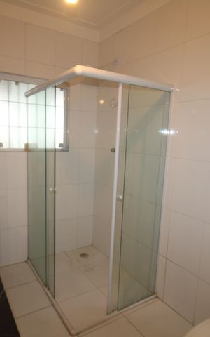Casa à venda com 500m², 3 quartos e 3 vagasCasa 1 - Banheiro
