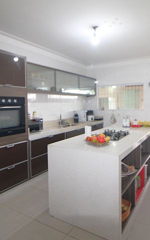 Casa à venda com 500m², 3 quartos e 3 vagasCasa 1 - Cozinha
