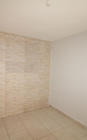 Casa à venda com 500m², 3 quartos e 3 vagasCasa 2 - Quarto