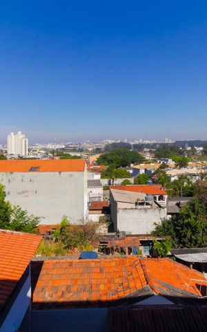 Casa de condomínio à venda com 35m², 1 quarto e 1 vaga Casa de condomínio à venda com 35m², 1 quarto e 1 vagaVista