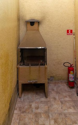 Casa de condomínio à venda com 35m², 1 quarto e 1 vaga Casa de condomínio à venda com 35m², 1 quarto e 1 vagaÁrea comum - Churrasqueira