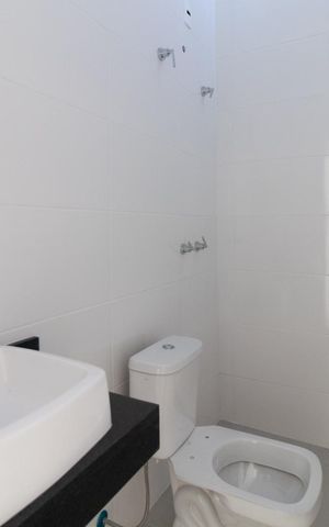 Casa de condomínio à venda com 92m², 3 quartos e 1 vaga Casa de condomínio à venda com 92m², 3 quartos e 1 vagaBanheiro Social