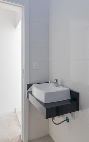 Casa de condomínio à venda com 92m², 3 quartos e 1 vaga Casa de condomínio à venda com 92m², 3 quartos e 1 vagaBanheiro Social