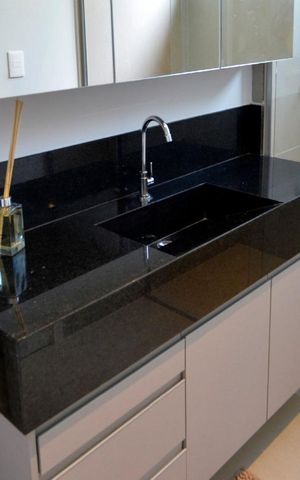 Casa de condomínio à venda com 208m², 3 quartos e 2 vagas