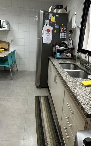 Apartamento à venda com 172m², 4 quartos e 2 vagasCozinha