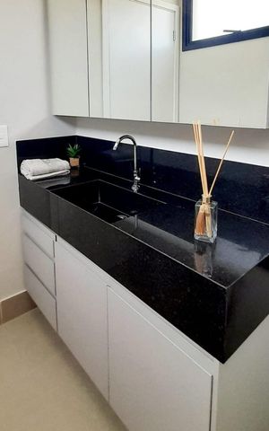 Casa de condomínio à venda com 208m², 3 quartos e 2 vagas