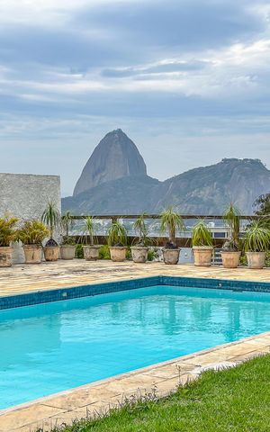 Casa à venda com 486m², 3 quartos e 2 vagas