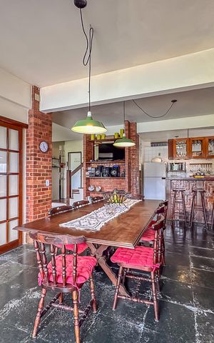 Casa à venda com 486m², 3 quartos e 2 vagas