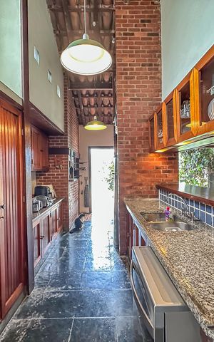 Casa à venda com 486m², 3 quartos e 2 vagas